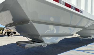 Armor Lite 40' steel grain hopper trailer shown from side/front with landing gear and undercarriage visible.