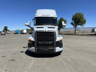 Mack PR64T76H truck front view showing grille and headlights with Mack emblem