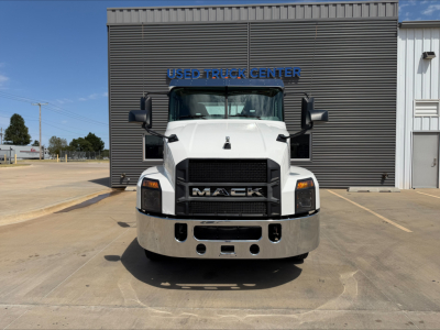 Mack ANTHEM truck front view in a parking lot with grille and bumper visible