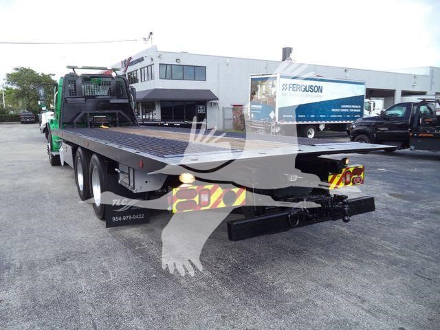 2015 Freightliner M2 106