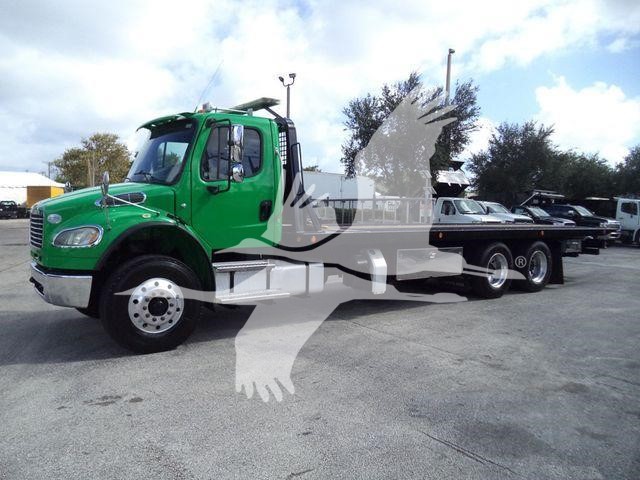 2015 Freightliner M2 106