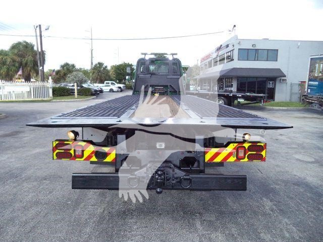 2015 Freightliner M2 106
