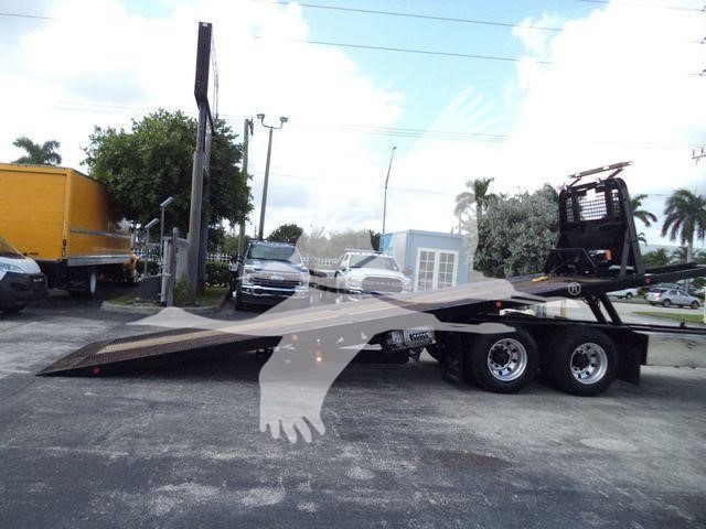 2015 Freightliner M2 106