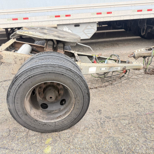 Trailer Converter Dolly, Spring Suspension, 20,000lb GVWR, Air Brakes, Pintle Hitch, The fifth wheel (without excessive wear,