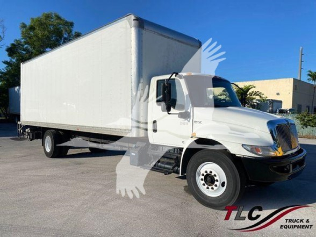 Box truck from side showing white 2020 International MV cab and box with VIN 3HAEUMML3LL207913 and stock number T07913.