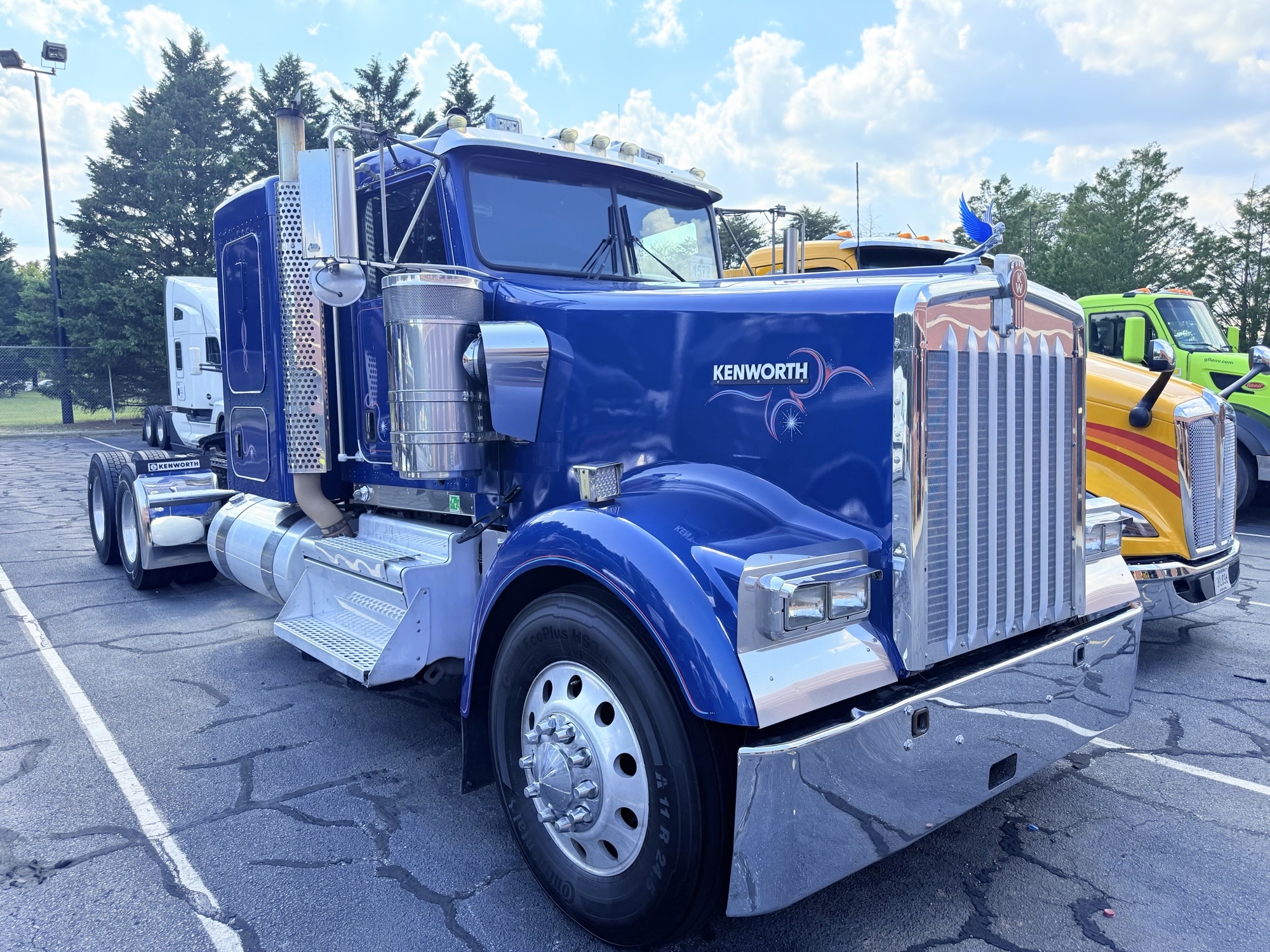2021 Kenworth W900L