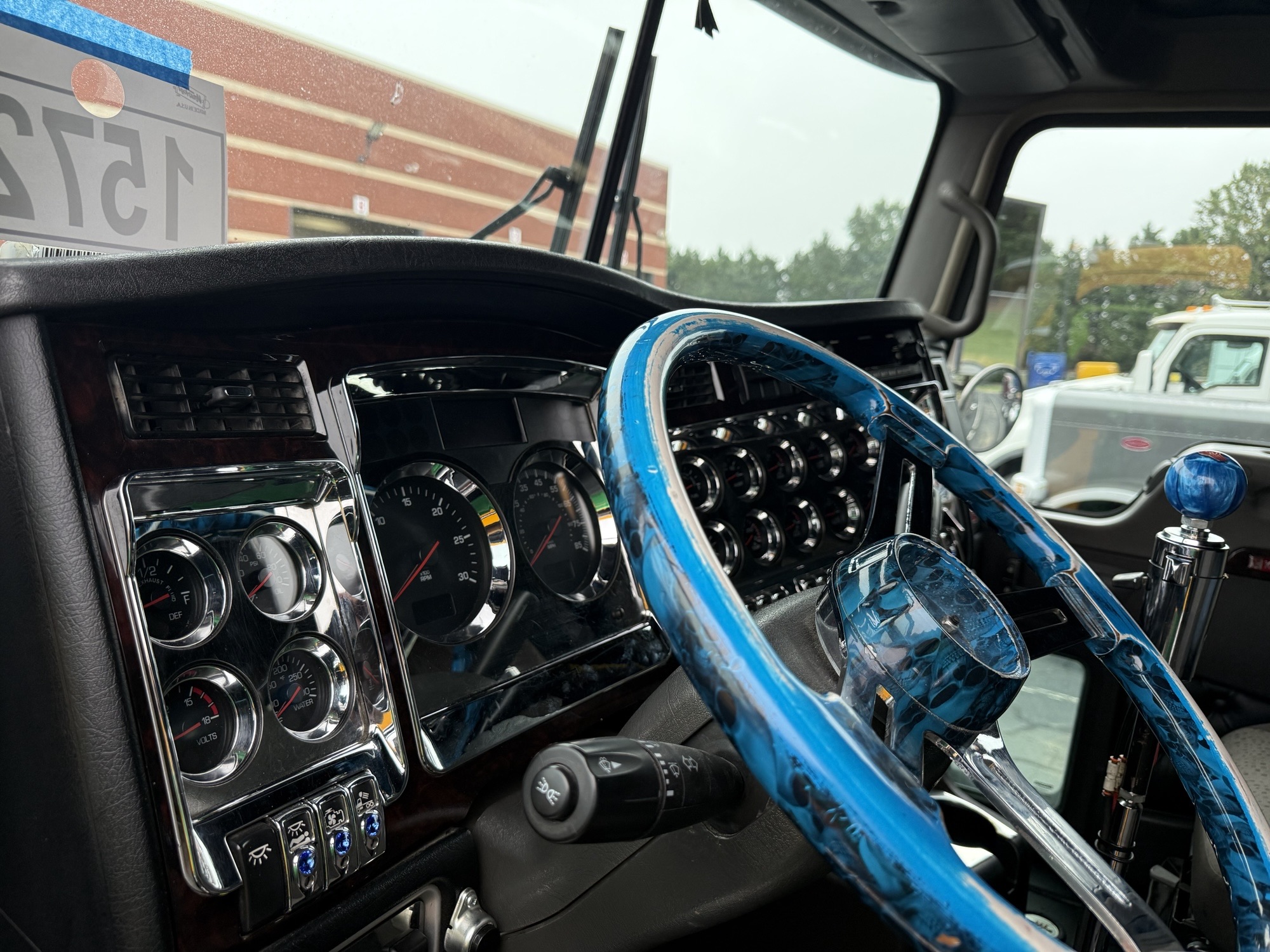 2021 Kenworth W900L