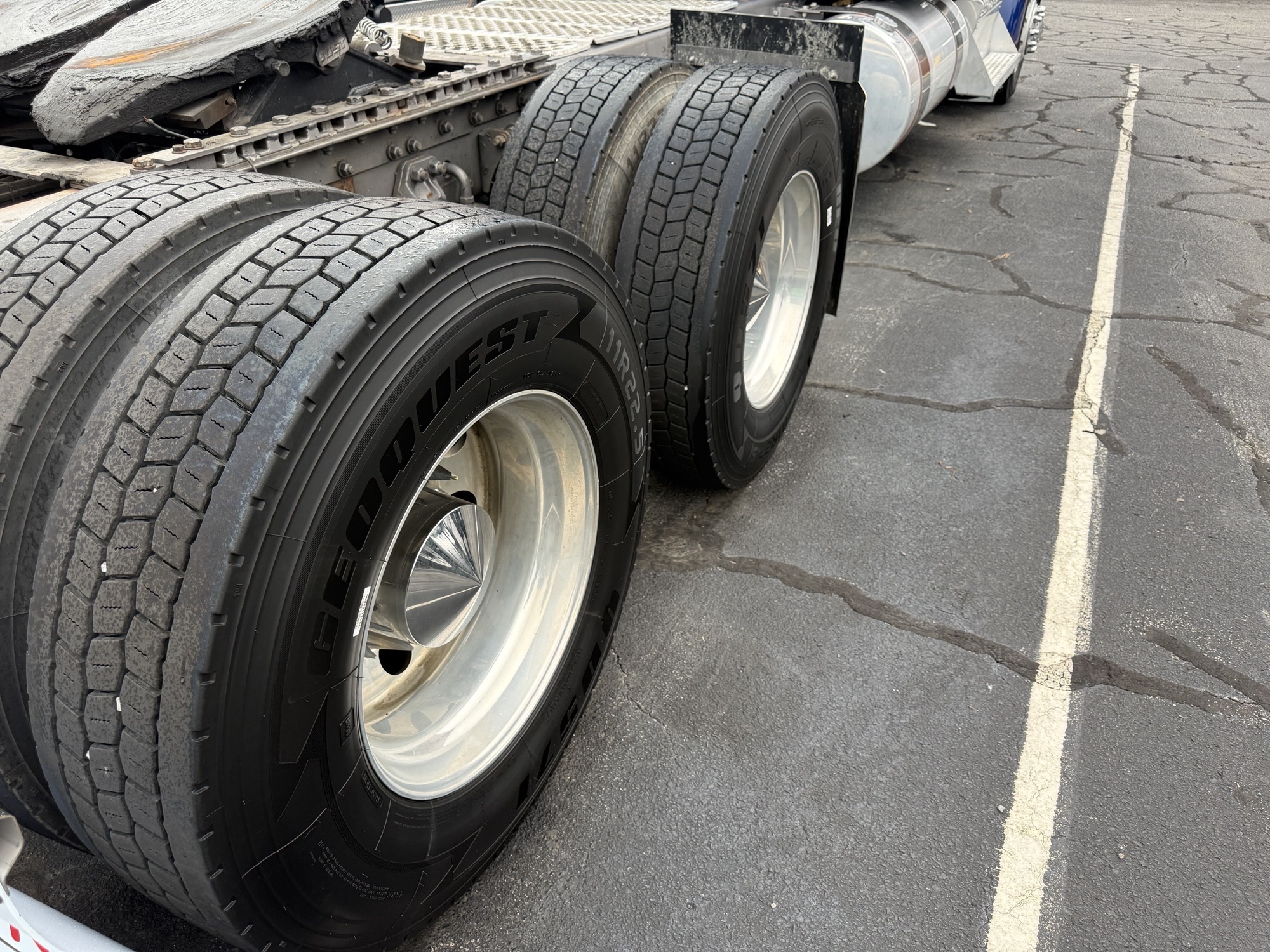 2021 Kenworth W900L