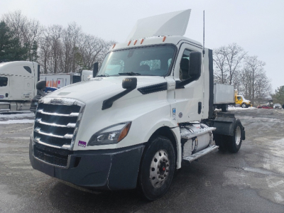 2019 Freightliner Cascadia126 daytime cab truck in view showing front grille, headlights, and raised hood with stakeholder cab.