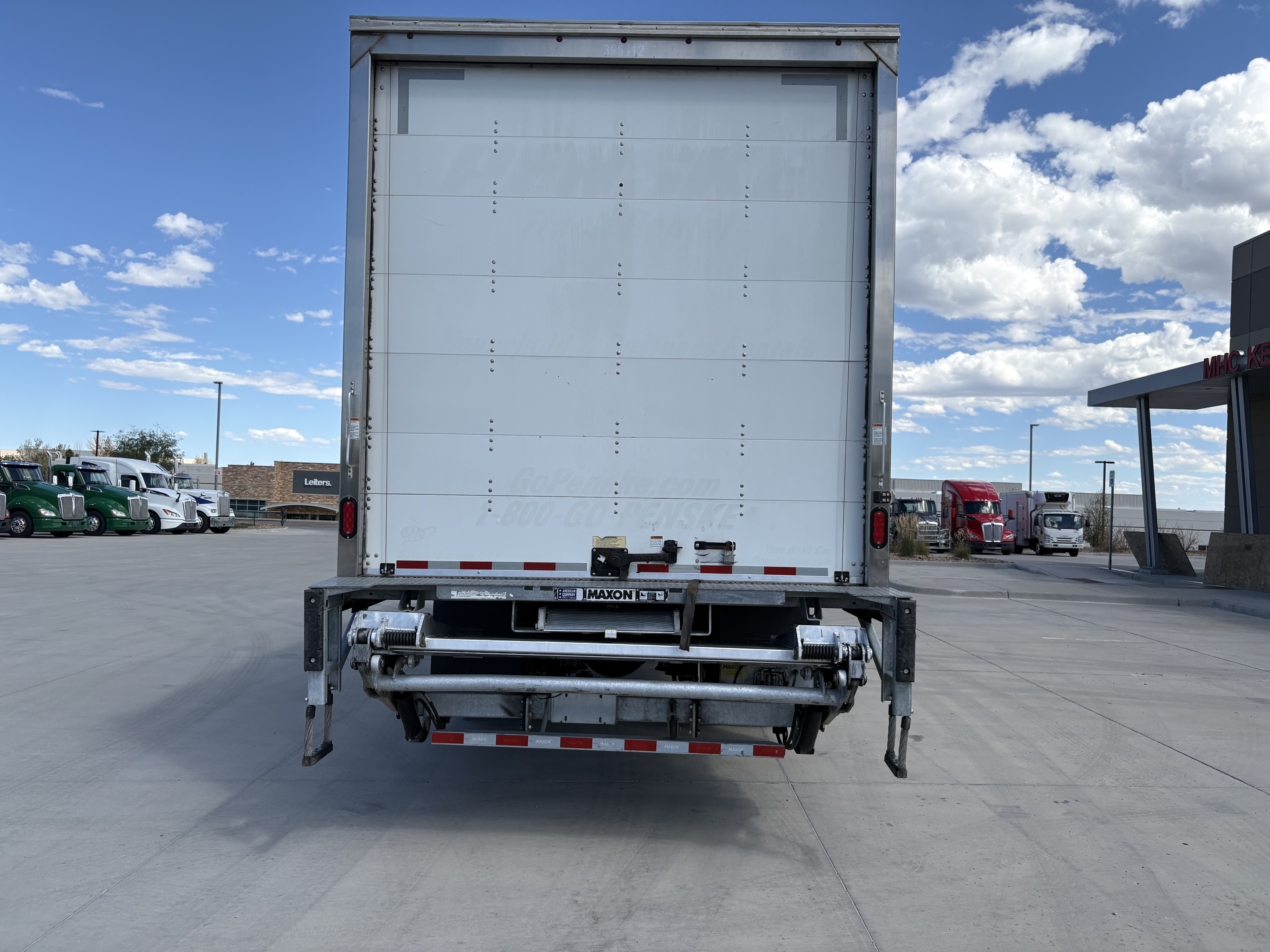 2022 Freightliner M2-106
