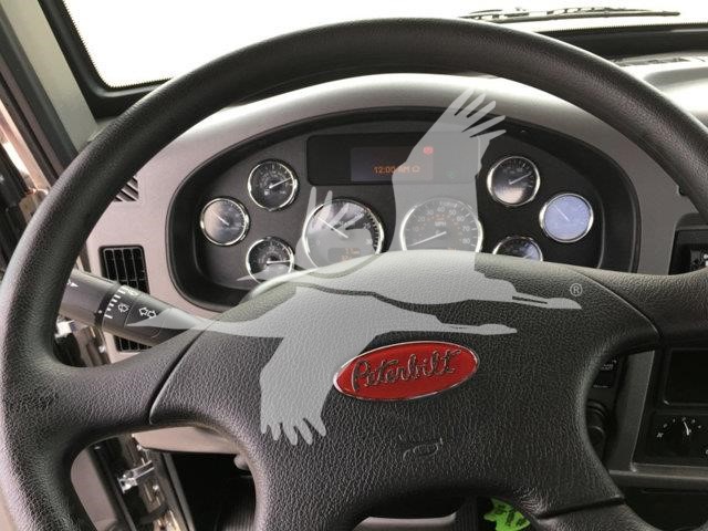 2022 Peterbilt 337