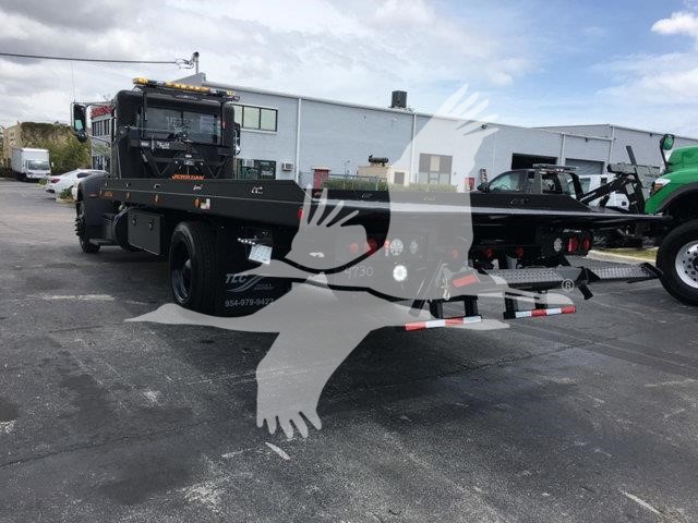 2022 Peterbilt 337