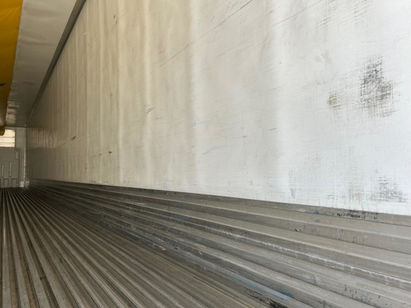 Trailer interior side wall and ribbed floor of a 2019 Utility reefer trailer