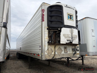  reefer trailer showing Thermo King unit, front refrigeration unit, 53' tri-axle trailer with metal side panels and M3265B on nose.