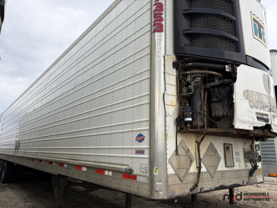 Utility refrigerated trailer side and front showing Thermo King unit and diamond plate access area with VIN sticker and manufacturer logos.