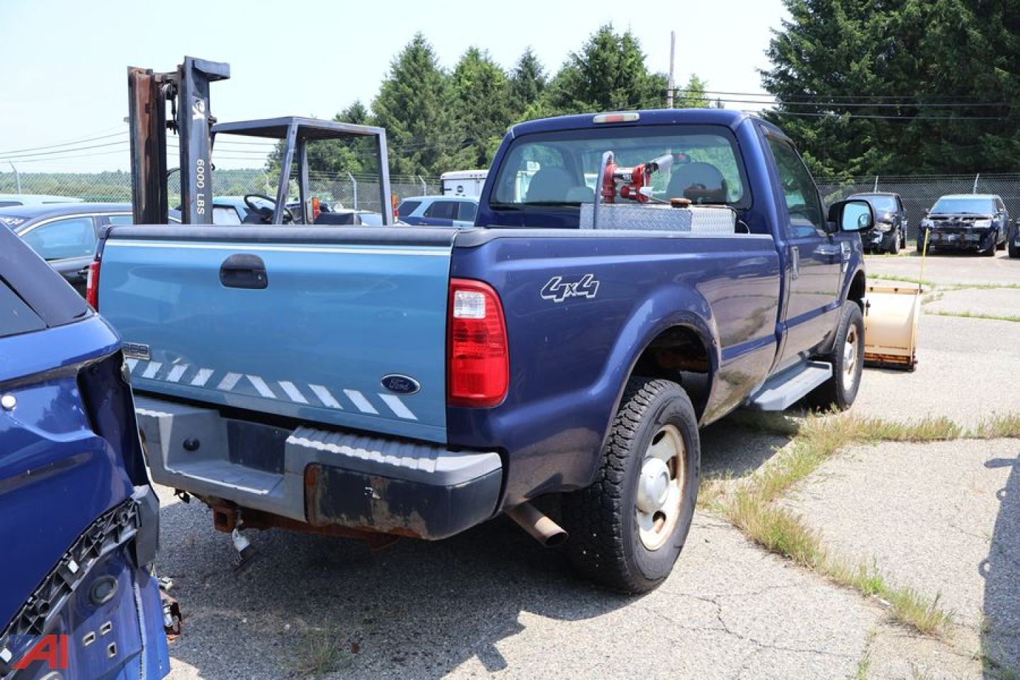 Ford F-250 Super Duty pickup truck 4x4 rear view showing tailgate and bumper.