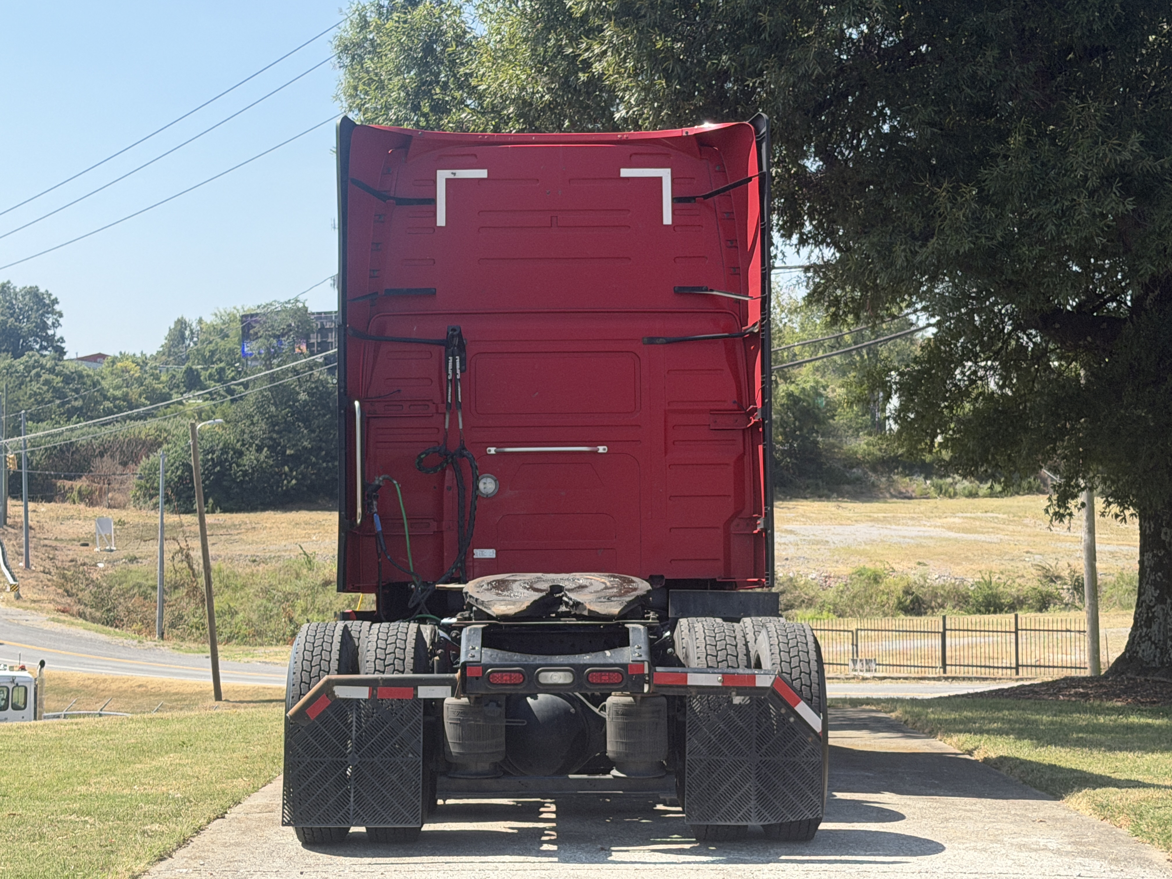 2022 Volvo VNL64T760