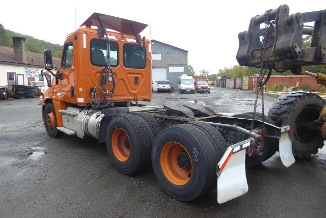 https://cdn.truckertotrucker.com/large/0581719c-10e7-4286-9252-b89da56f9d06.jpg?