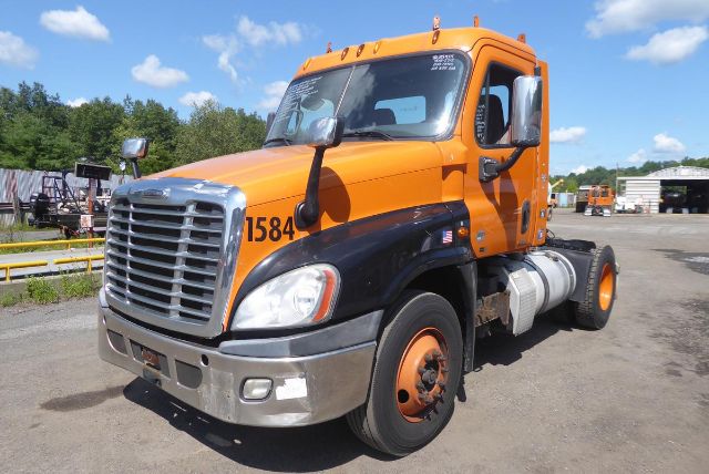2012 Freightliner CASCADIA 125 Daycab # 2012 Freightliner CASCADIA 125 Daycab #