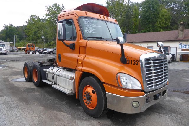 https://cdn.truckertotrucker.com/large/1c7fe70c-6bf4-4f1a-ac5f-90493634d813.jpg?