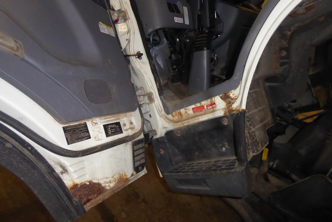https://cdn.truckertotrucker.com/large/1d8b8536-060a-4daf-9fe7-7f6543bdf032.jpg?