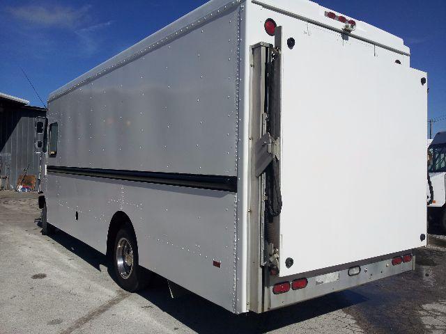 2005 Workhorse P42 step van rear and side view showing cargo box and rear doors