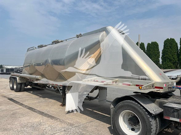 2019 MAC TRAILER MFG 1050 CUBIC FOOT - 2 AIR LIDS