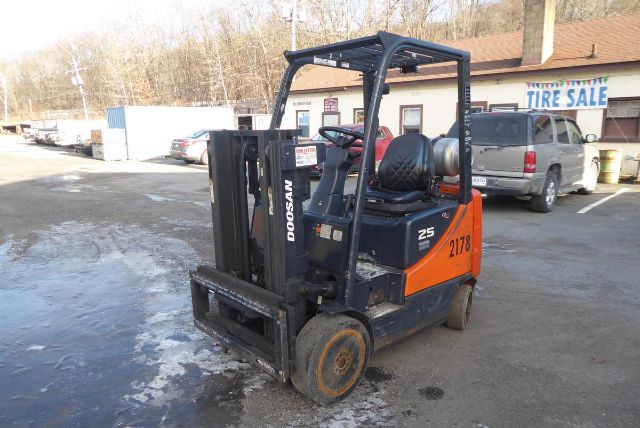 2012 Doosan GC25P-5 Lift #