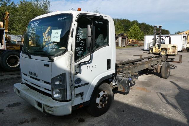 2012-isuzu-npr-hd-cab-chassis-truck #1250489