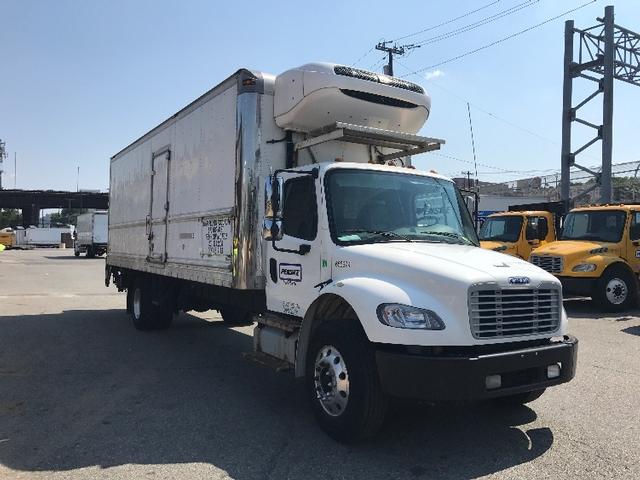 2013 Freightliner BUSINESS CLASS M2 106