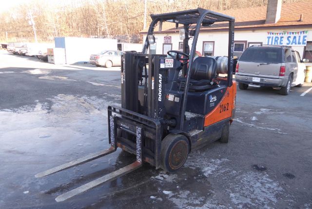 2012 Doosan GC25P-5 Lift #