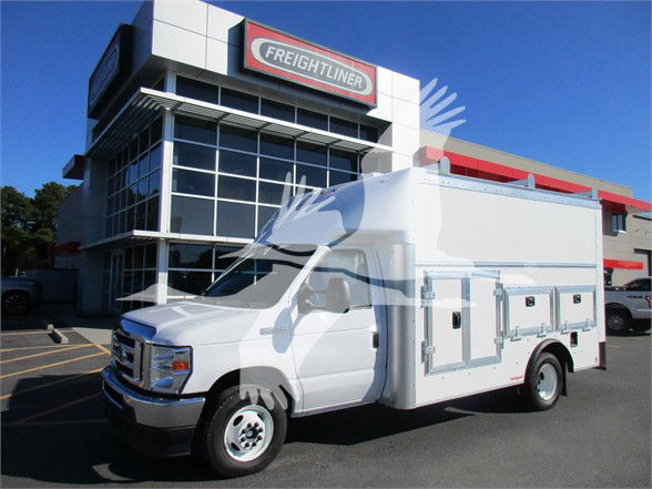 2024 Ford E350