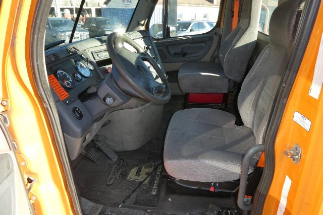 https://cdn.truckertotrucker.com/large/58c7649f-448d-46ff-8465-eea9d565bf0c.jpg?