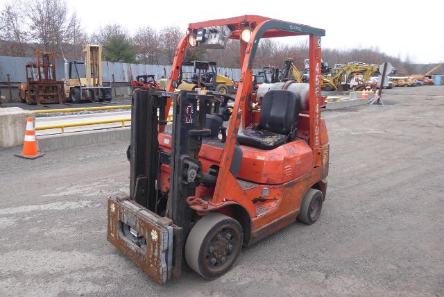 2004 Toyota 7FGCU25 Lift #