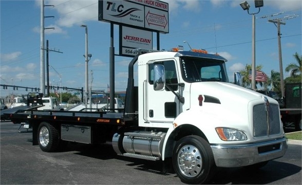 2022 Kenworth T270
