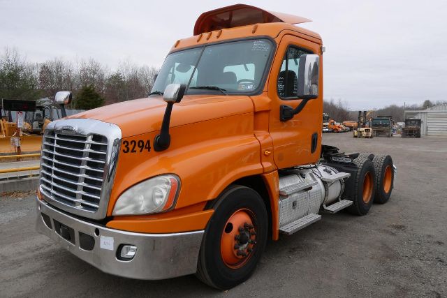 2017 Freightliner CASCADIA 125 Daycab # 2017 Freightliner CASCADIA 125 Daycab #