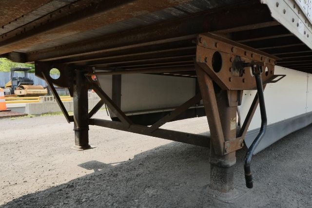 https://cdn.truckertotrucker.com/large/8422d66f-6bc0-4036-b845-4cdec8d8642e.jpg?