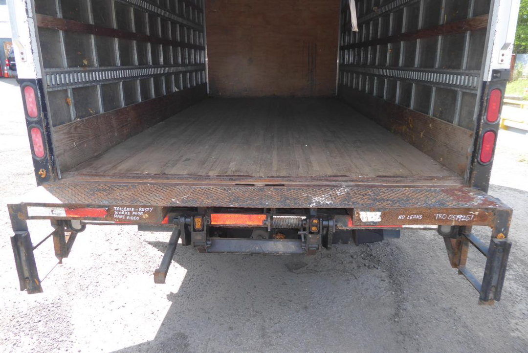 https://cdn.truckertotrucker.com/large/89c7c45e-0b39-43da-97f2-bc18c4236282.jpg?