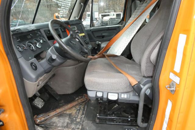 https://cdn.truckertotrucker.com/large/969f72f2-0d6d-487c-acba-facee7bd87d6.jpg?