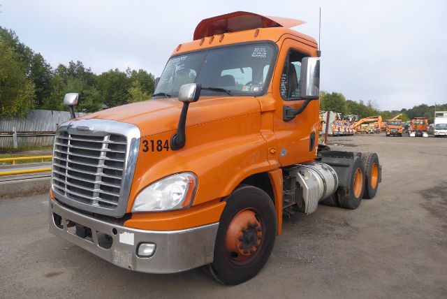 2016 Freightliner CASCADIA 125 Daycab # 2016 Freightliner CASCADIA 125 Daycab #