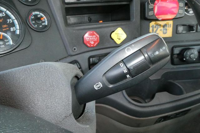 https://cdn.truckertotrucker.com/large/a6cfa474-0a8b-4d14-8b77-a20bfb26ddde.jpg?
