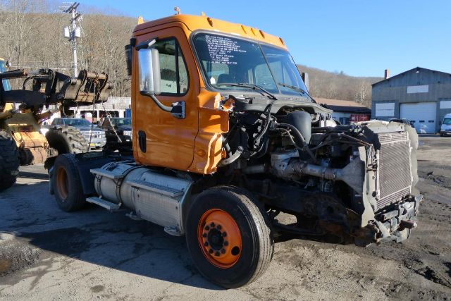 https://cdn.truckertotrucker.com/large/b1dcc2ce-8696-4a78-b8dd-f1ccd39add24.jpg?