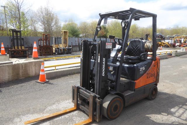 2013 Doosan GC25P-5 Lift #