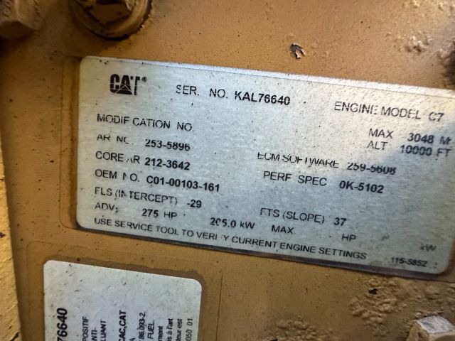 Caterpillar engine plate on vintage truck showing SER. NO. KAL76640, ENGINE MODEL C7, MAX 3048 M, ALT 10000 FT, FLS 29, 275 HP, 205.0 kW, etc.