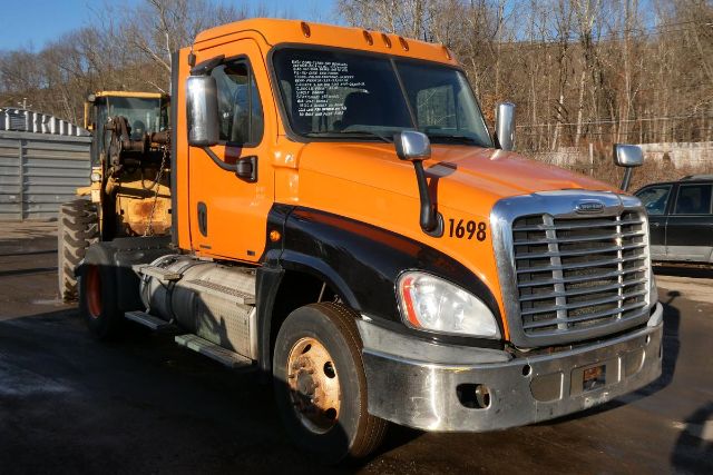 https://cdn.truckertotrucker.com/large/be02b6c9-aaac-43f5-86ca-8c54ba92eec5.jpg?