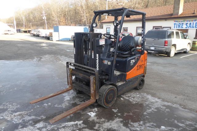 2014 Doosan GC25P-5 Lift #