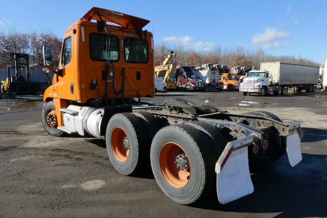https://cdn.truckertotrucker.com/large/c7972aaf-9bc2-4d28-ab0e-037c2e8c523d.jpg?