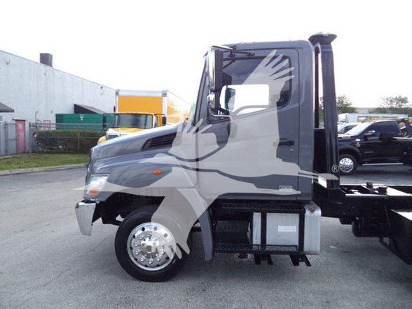2014 Hino 258ALP tow truck side view showing cab and chassis with front wheel, fuel tank, and step; stock number T51352.