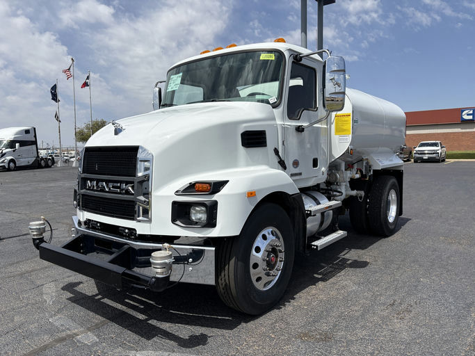 2026 Mack MD74