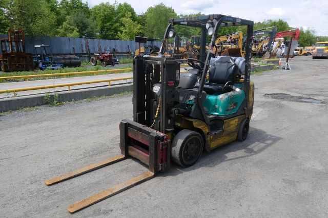 2005-komatsu-fg20s-14r-lift #1417719